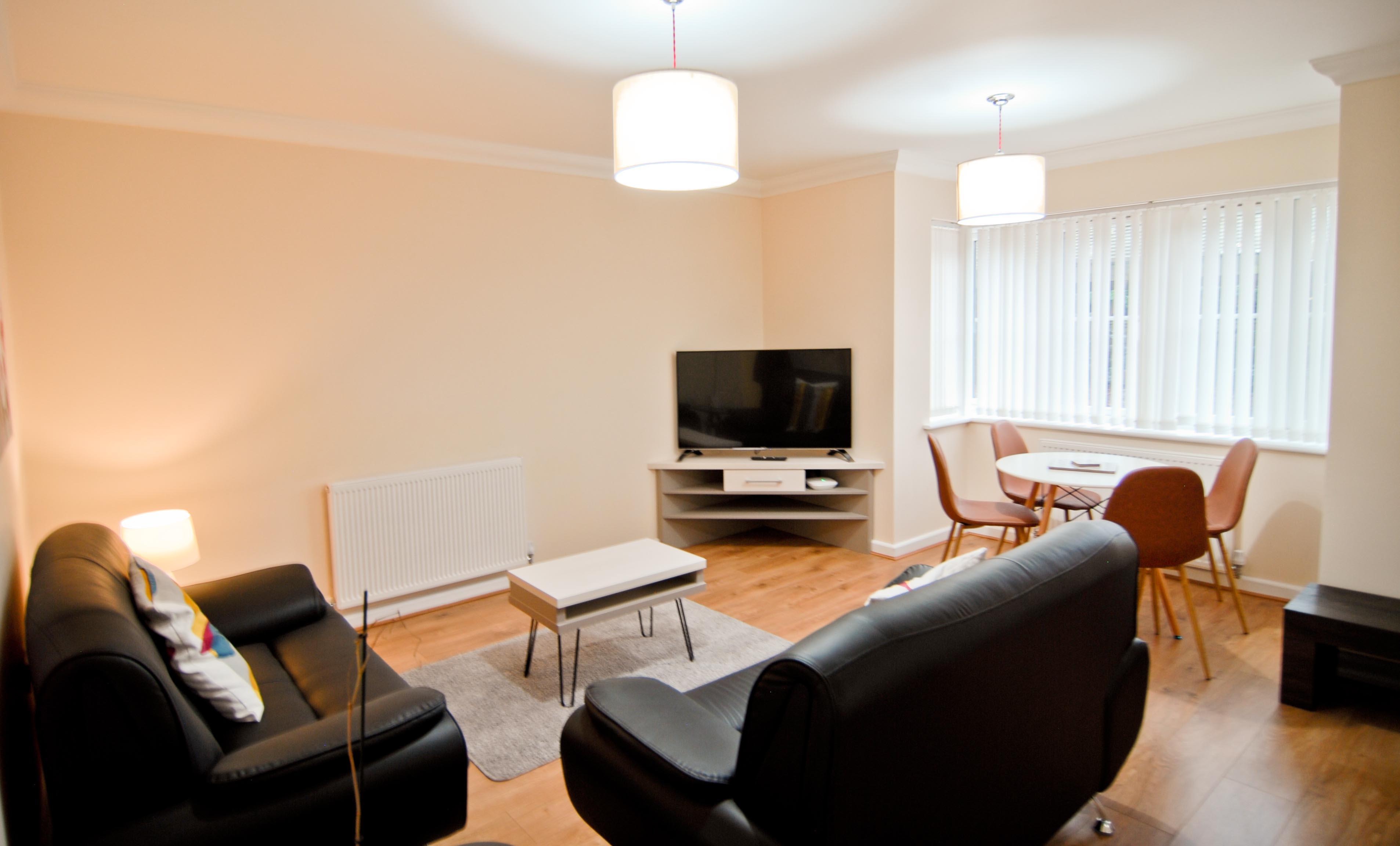 Room And Roof Southampton Serviced Apartments Exterior photo